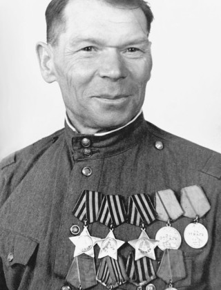 Ушаков Василий Дмитриевич.